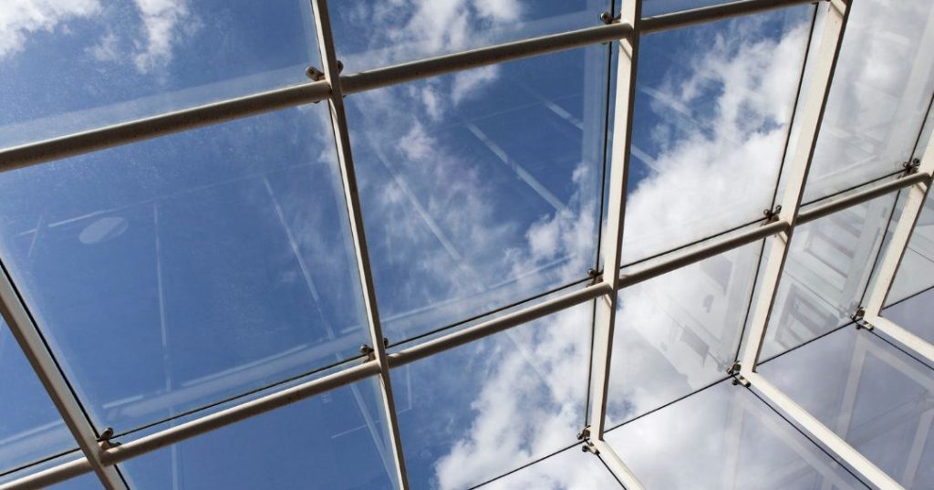 Quando Substituir Vidros Antigos em Limeira: Confira 4 Dicas cobertura